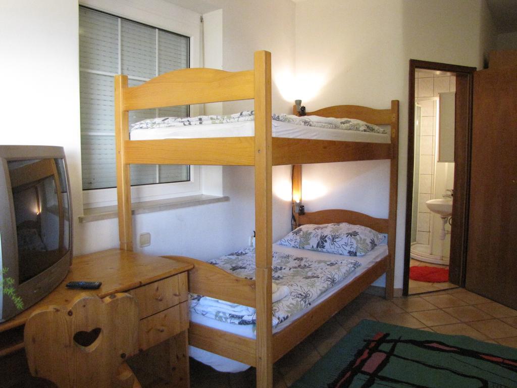 Guesthouse Zorko Gostilna Domen Šmarješke Toplice Esterno foto