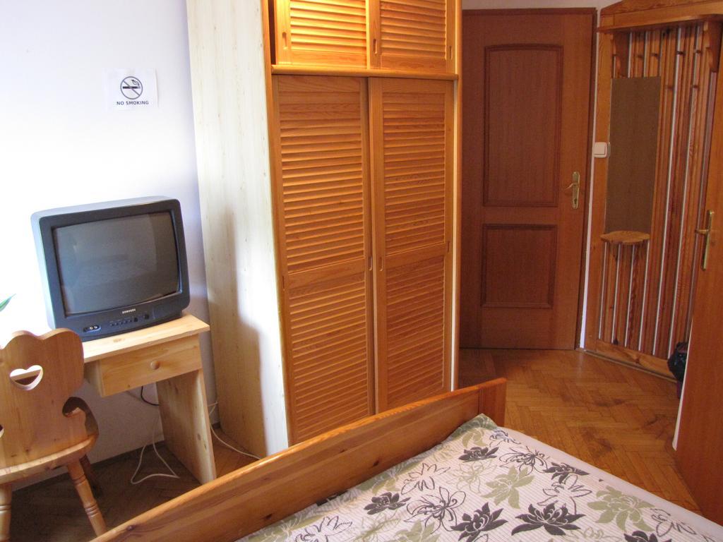 Guesthouse Zorko Gostilna Domen Šmarješke Toplice Esterno foto